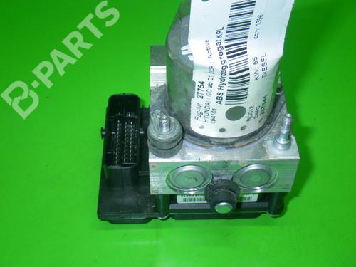 Used ABS pump HYUNDAI i20 I (PB, PBT) 1.4 CRDi (90 hp) 6373067