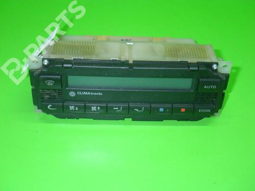 Commande Chauffage VW BORA I (1J2) 1.6 (101 hp) 6373875