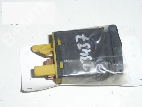 Pulsantiera AUDI A4 B5 (8D2) 1.8 (125 hp) 6343041
