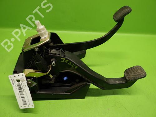 Used Pedal PEUGEOT BOXER Van (244) 2.8 HDi (128 hp) 19141398