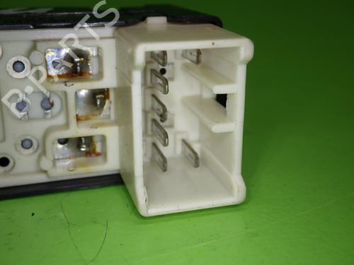 Left rear window switch HYUNDAI ELANTRA III Saloon (XD) 2.0 CRDi | BP16201281I29 