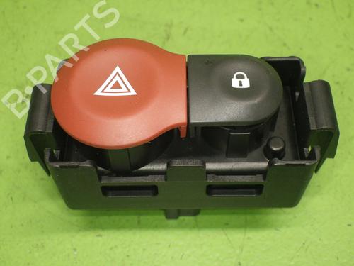 Alarmlicht Schakelaar Alarmlicht Schakelaar RENAULT MODUS / GRAND MODUS (F/JP0_) 1.2 (JP0C, JP0K, FP0C, FP0K, FP0P, JP0P, JP0T) (75 hp) 37431963 37431963