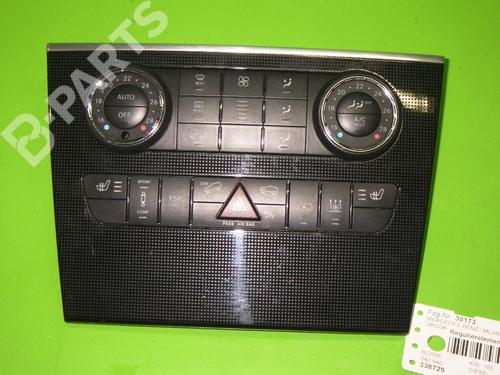 Used Climate control MERCEDES-BENZ M-CLASS (W164) ML 320 CDI 4-matic (164.122) (224 hp) 6392758