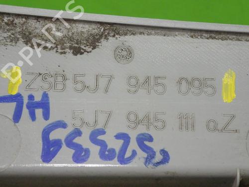 Left taillight SKODA ROOMSTER (5J7) 1.9 TDI | BP30332033C34