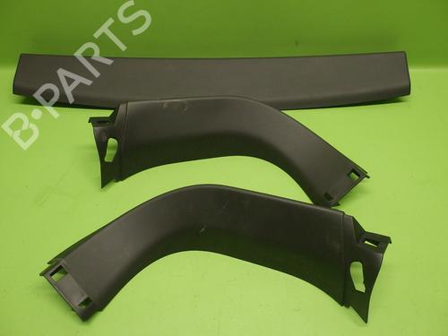 Pynteliste til bagklap FORD FOCUS III Turnier 1.0 EcoBoost (100 hp) 32767457