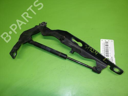 Used Hinge/Door check strap VOLVO V70 III (135) D5 AWD (185 hp) 18034211