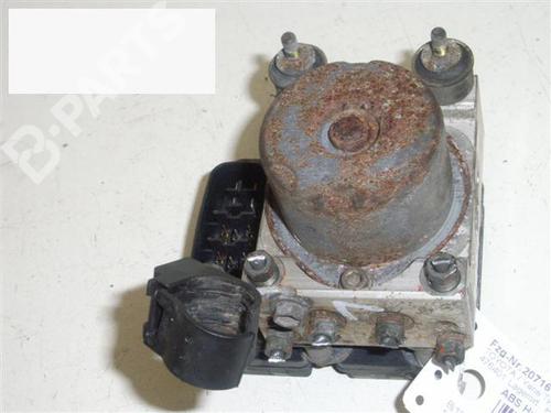 Used ABS pump TOYOTA YARIS (_P1_) 1.0 (SCP10_, SCP10R) (68 hp) 6346767