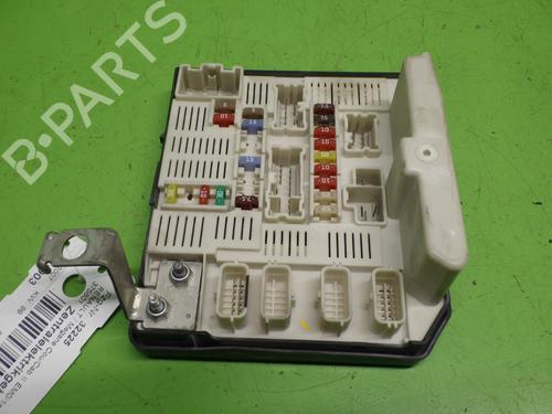 Zekeringkast RENAULT MEGANE II Coupé-Cabriolet (EM0/1_) 2.0 | BP28371733E1