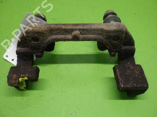 Soporte BMW 1 (E81) 120 d (163 hp) 24512039