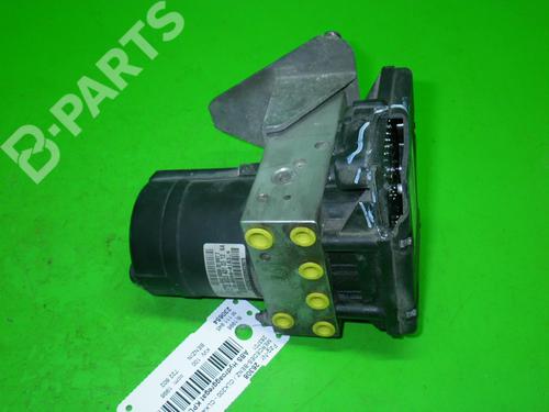 Used ABS pump MERCEDES-BENZ CLK (C208) CLK 200 (208.335) (136 hp) 6363895