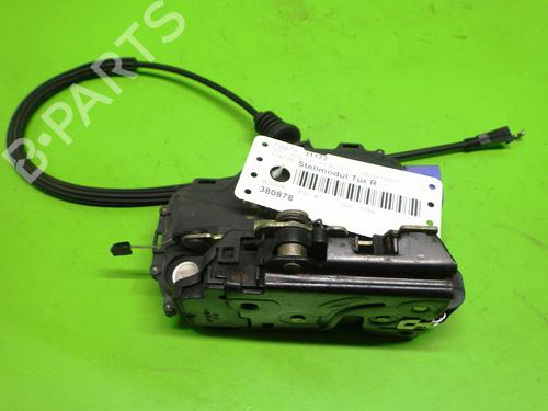 Used Front right lock VW POLO (9N_, 9A_) 1.2 12V (64 hp) 14740016