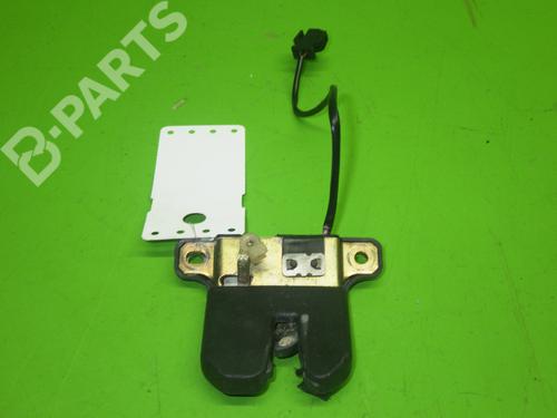 Used Tailgate lock AUDI A8 D2 (4D2, 4D8) 4.2 quattro (299 hp) 8220488
