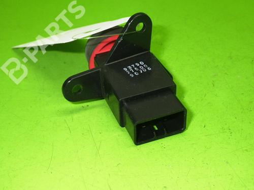 Warning switch HYUNDAI COUPE I (RD) 2.0 16V | BP6376175I22 
