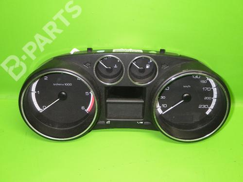 Used Instrument cluster PEUGEOT 308 I (4A_, 4C_) 1.6 HDi (90 hp) 8227143