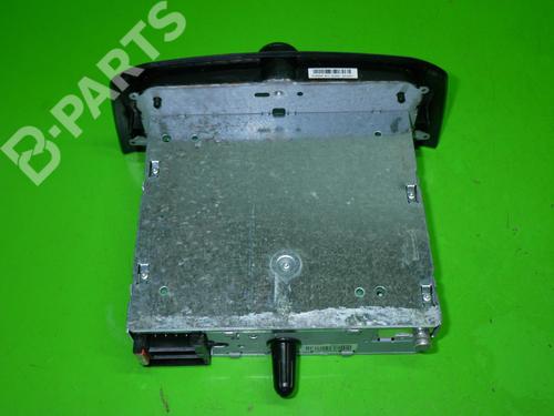 Radio FIAT GRANDE PUNTO (199_) 1.4 (199AXB11, 199AXB1A, 199BXB1A, 199AXL1A) | BP6364873E6 
