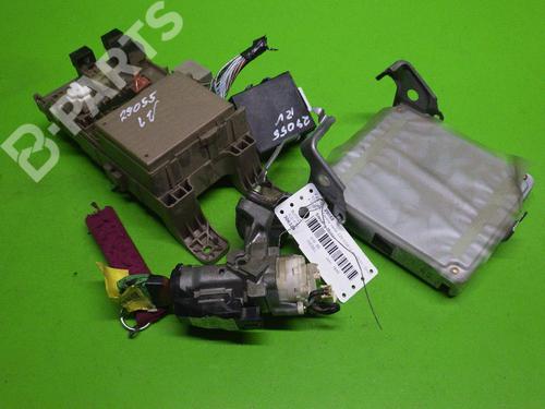 Used Control unit TOYOTA COROLLA Verso (_E12_) 2.0 D-4D (CDE120_, CDE120R) (90 hp) 6383143