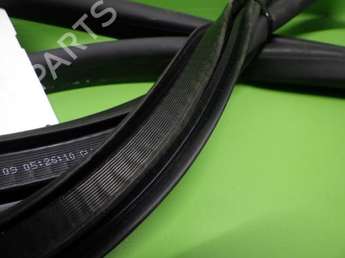 Rubber door seal OPEL ASTRA J (P10) 1.6 (68) | BP23084544C142 