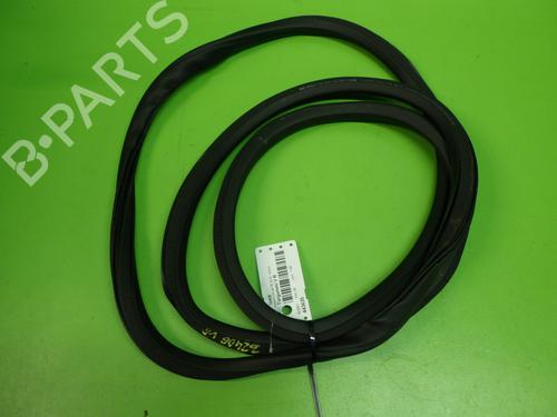 Used Rubber door seal Rubber door seal OPEL ASTRA K (B16) 1.2 Turbo (68) (131 hp) 33330833 33330833