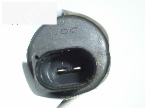 Washer pump VW PASSAT B5 (3B2) 1.6 | BP14747327E24 