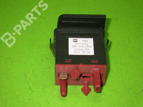 Switch SEAT LEON (1M1) 1.6 16 V | BP6377346I30 
