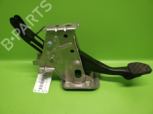 Used Break pedal VW PASSAT B6 Variant (3C5) 2.0 TDI (140 hp) 23084402