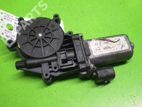 Right front window motor ALFA ROMEO 156 Sportwagon (932_) 2.5 V6 24V (932B1100) | BP6609508E20 
