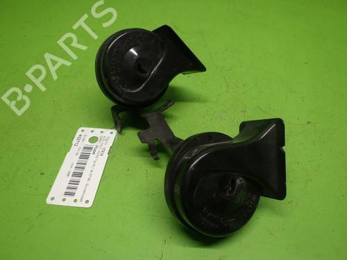 Horn AUDI A3 (8L1) 1.9 TDI (90 hp) 28711632