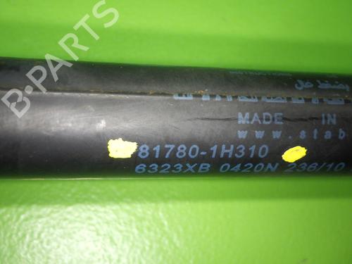Tailgate lift support KIA CEE'D Hatchback (ED) 1.6 CVVT | BP33162026C138 - Image 3