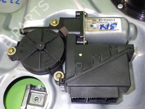 Rudehejsemekanisme Højre foran VW POLO IV (9N_, 9A_) 1.2 12V | BP30739694C23