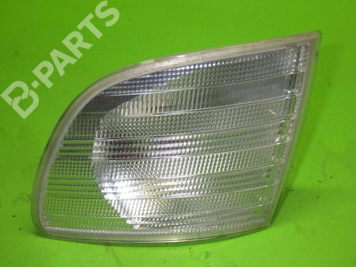 Used Left front indicator MERCEDES-BENZ VITO Bus (W638) 108 CDI 2.2 (638.194) (82 hp) 6644387