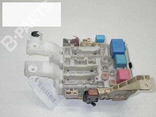 Fuse box TOYOTA YARIS (_P9_) 1.0 VVT-i (KSP90_, KSP90R) | BP6353905E1 