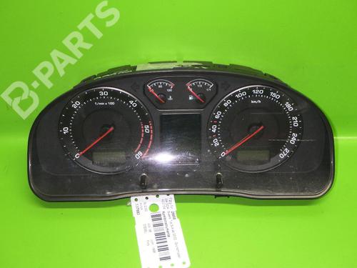 Cockpit SKODA SUPERB I (3U4) 1.9 TDI (130 hp) 6392404
