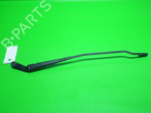 Used Front windshield wiper arm VW GOLF III (1H1) 1.8 (90 hp) 14710185