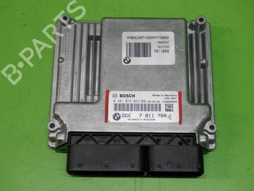 Used Control unit BMW 1 Convertible (E88) 120 d (177 hp) 18057624