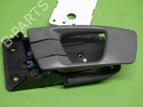 Used Front left interior door handle KIA CARENS II MPV (FJ) 2.0 CRDi (113 hp) 21676079