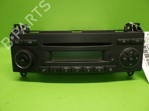 Used Radio Radio MERCEDES-BENZ SPRINTER 3-t Van (B906) 213 CDI (906.611, 906.613) (129 hp) 32456790 32456790