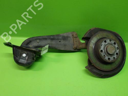 Fusee rechts achter VW GOLF VI (5K1) 1.2 TSI (105 hp) 15731159