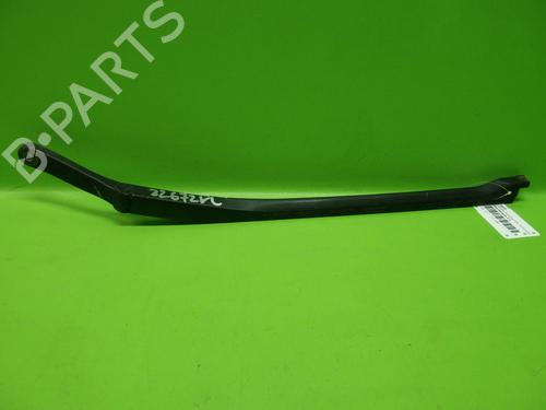 Used Front windshield wiper arm Front windshield wiper arm 38077564 38077564