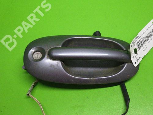 Used Front right exterior door handle CHRYSLER VOYAGER / GRAND VOYAGER III (GS_, NS_) 3.3 i (158 hp) 6378555