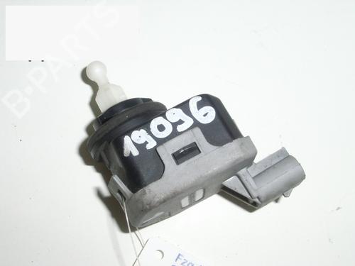 Used Headlight adjuster motor OPEL ASTRA G Hatchback (T98) 2.0 DTI 16V (F08, F48) (101 hp) 14701481