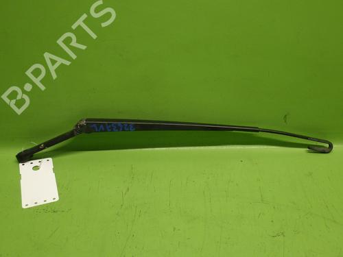 Used Front windshield wiper arm Front windshield wiper arm 37431951 37431951
