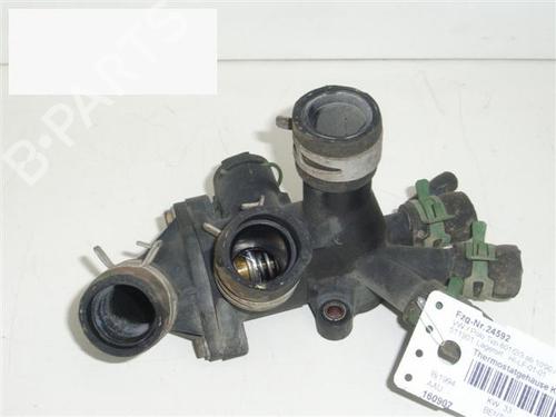 Used Thermostat housing VW POLO II (86C, 80) 1.0 (45 hp) 14705201