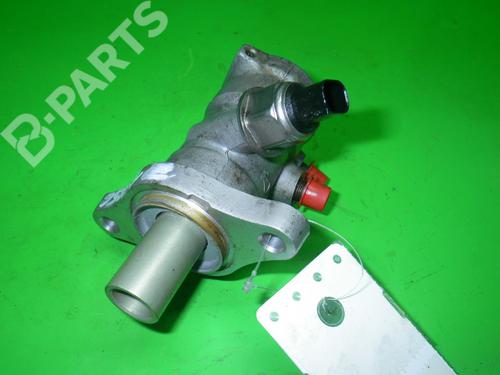 Used Brake master cylinder RENAULT LAGUNA II Grandtour (KG0/1_) 2.2 dCi (KG0F) (150 hp) 6338750