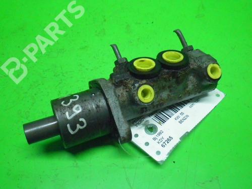 Used Brake master cylinder PEUGEOT 309 II (3C, 3A) 1.4 (75 hp) 6402585