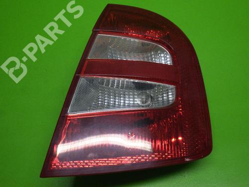 Used Right taillight SKODA FABIA I (6Y2) 1.4 16V (100 hp) 6610840