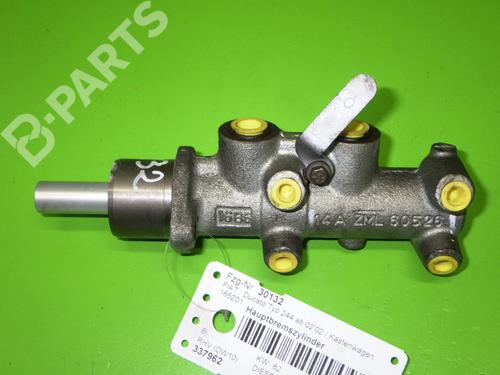 Used Brake master cylinder FIAT DUCATO Van (244_) 2.0 JTD (84 hp) 6392510