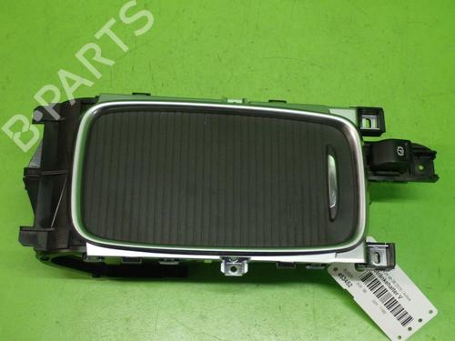 Used Cup/Object holder Cup/Object holder OPEL ASTRA K (B16) 1.2 Turbo (68) (131 hp) 39940418 39940418