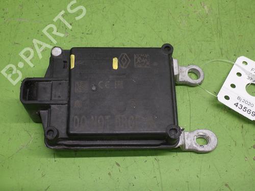 Used Electronic module RENAULT ZOE (BFM_) ZOE (BFMC, BFMD) (136 hp) 29872922