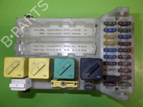 Used Fuse box FORD MONDEO I Turnier (BNP) 1.8 i 16V (115 hp) 6406022