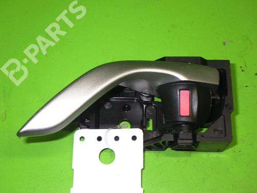 Used Front left interior door handle MAZDA 3 (BM, BN) 2.0 (120 hp) 6385544